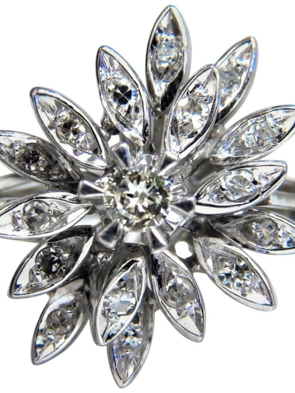 1.10ct natural Diamonds Profile Cluster Top 18kt ring Vintage Deco*